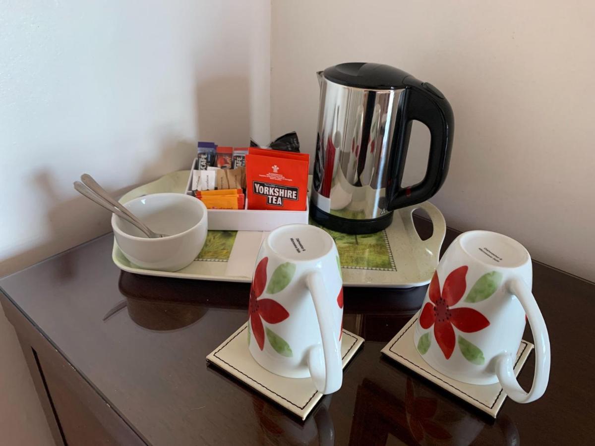 The Middleham Bed & Breakfast วิทบี ภายนอก รูปภาพ