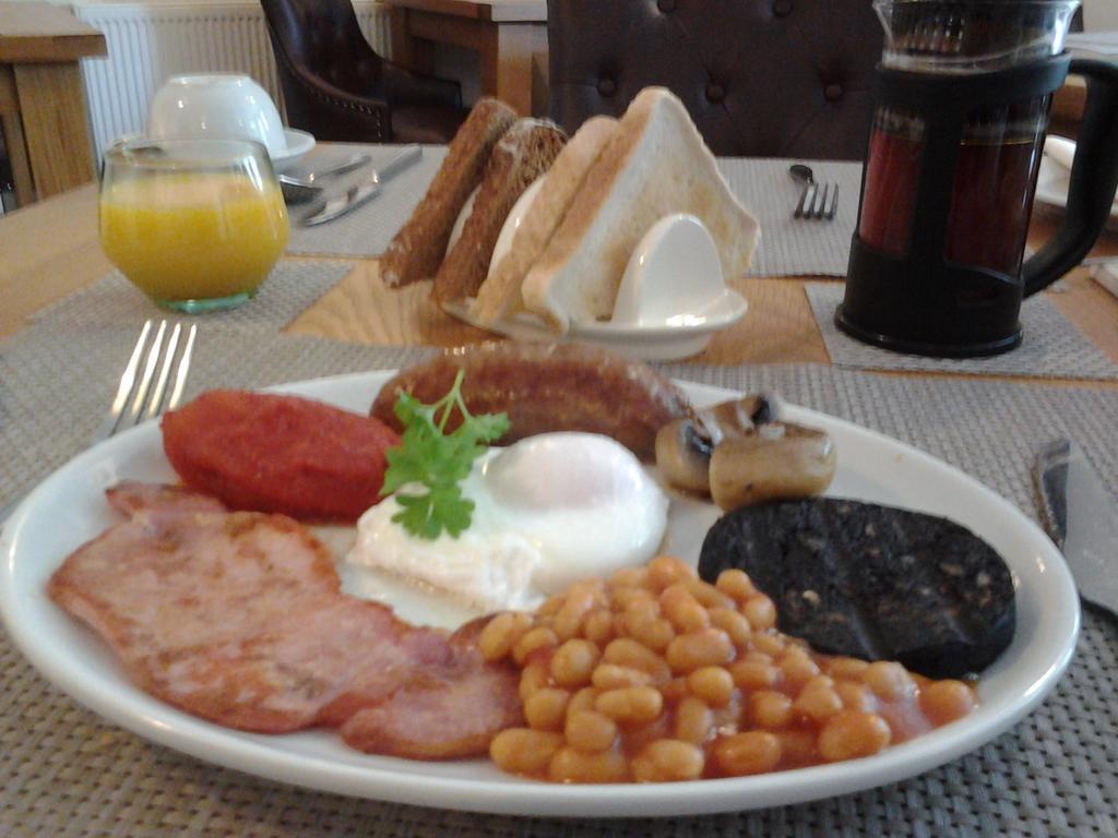 The Middleham Bed & Breakfast วิทบี ภายนอก รูปภาพ