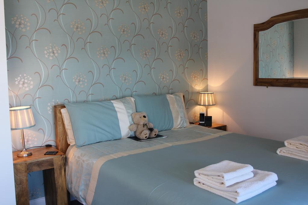 The Middleham Bed & Breakfast วิทบี ภายนอก รูปภาพ